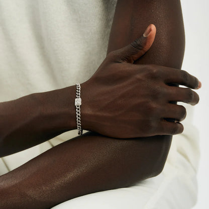 BAGUETTE CHARM DIAMOND BRACELET